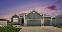 17605 Grey Hawke Ridge, Smithville, MO 64089
