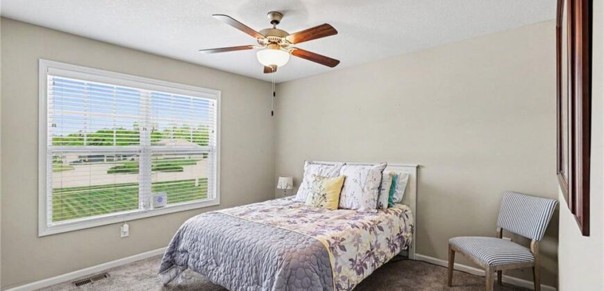 17605 Grey Hawke Ridge, Smithville, MO 64089