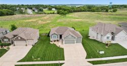 17605 Grey Hawke Ridge, Smithville, MO 64089