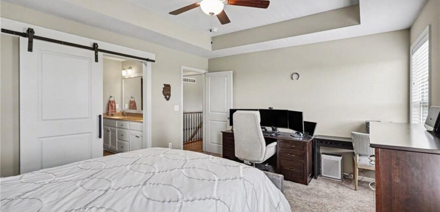 17605 Grey Hawke Ridge, Smithville, MO 64089