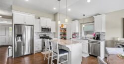 17605 Grey Hawke Ridge, Smithville, MO 64089