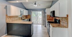 411 Shannon Avenue, Smithville, MO 64089