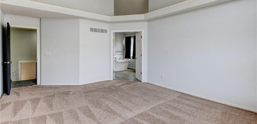 411 Shannon Avenue, Smithville, MO 64089