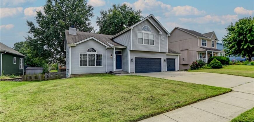 411 Shannon Avenue, Smithville, MO 64089