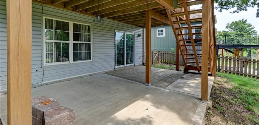 411 Shannon Avenue, Smithville, MO 64089