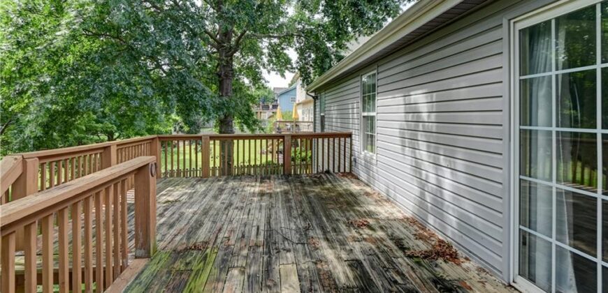 411 Shannon Avenue, Smithville, MO 64089