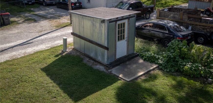 427 Benton Avenue, Excelsior Springs, MO 64024