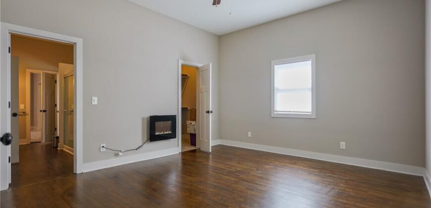 427 Benton Avenue, Excelsior Springs, MO 64024