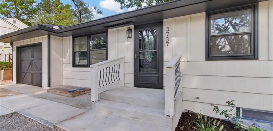 3737 N Walrond Avenue, Kansas City, MO 64117
