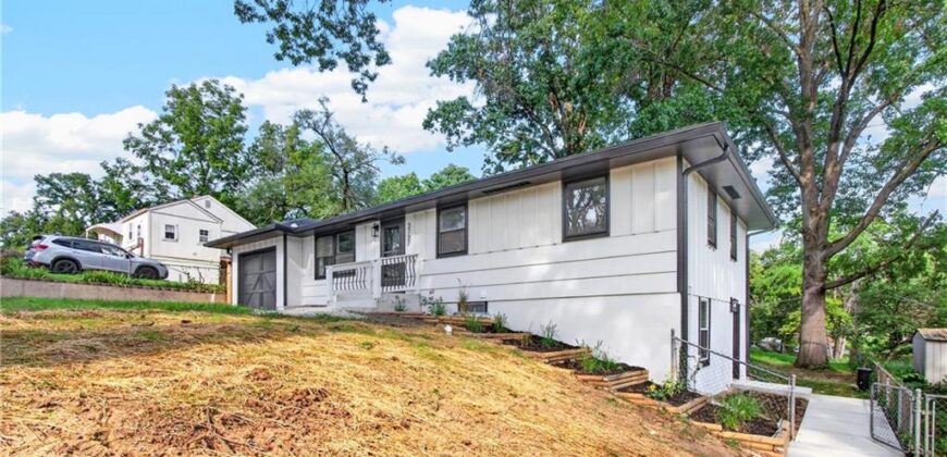 3737 N Walrond Avenue, Kansas City, MO 64117