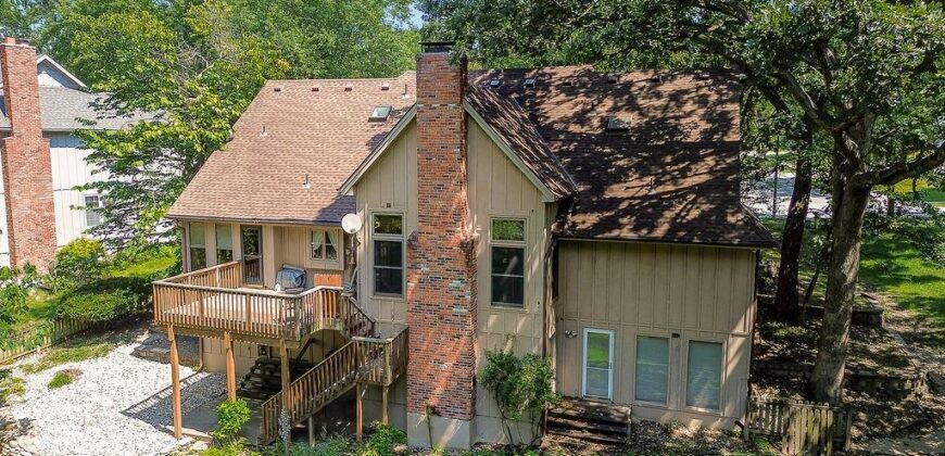 4408 NW Normandy Lane, Kansas City, MO 64116