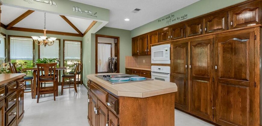4408 NW Normandy Lane, Kansas City, MO 64116