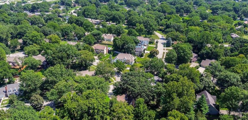 4408 NW Normandy Lane, Kansas City, MO 64116