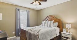 6805 N Pontiac Avenue, Kansas City, MO 64151