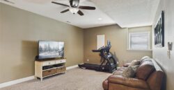 6805 N Pontiac Avenue, Kansas City, MO 64151