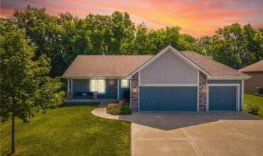 1309 Regency Drive, Kearney, MO 64060