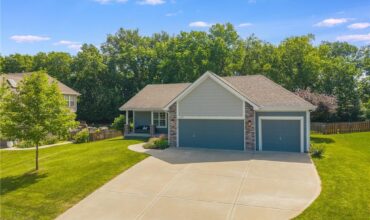 1309 Regency Drive, Kearney, MO 64060