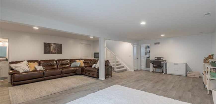 1309 Regency Drive, Kearney, MO 64060