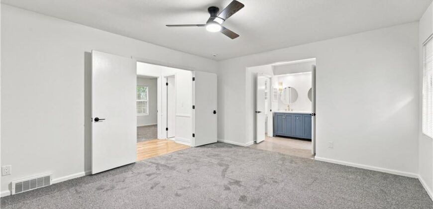 8143 NW Beaman Drive, Kansas City, MO 64151