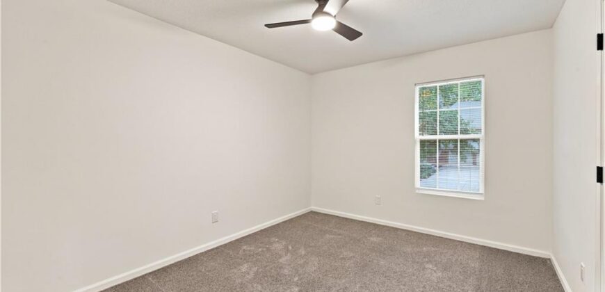 8143 NW Beaman Drive, Kansas City, MO 64151