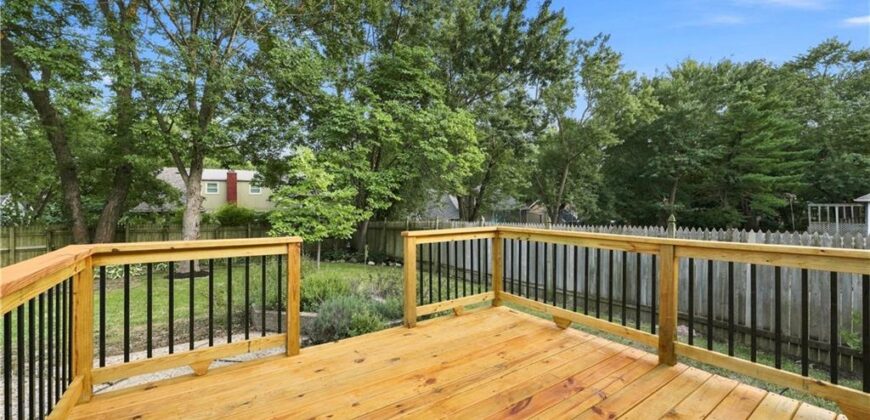 8143 NW Beaman Drive, Kansas City, MO 64151