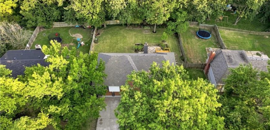 8143 NW Beaman Drive, Kansas City, MO 64151