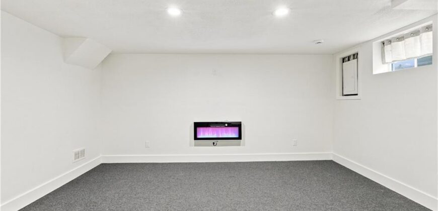 8143 NW Beaman Drive, Kansas City, MO 64151