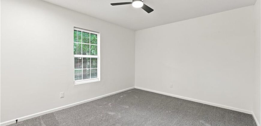8143 NW Beaman Drive, Kansas City, MO 64151