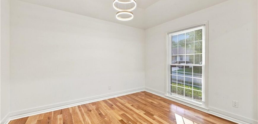 8143 NW Beaman Drive, Kansas City, MO 64151