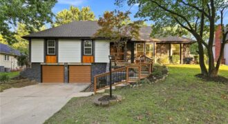 8143 NW Beaman Drive, Kansas City, MO 64151