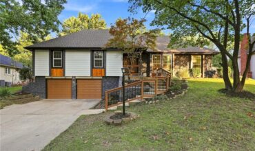 8143 NW Beaman Drive, Kansas City, MO 64151