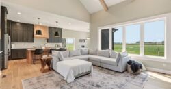 7129 NE State Route 92 Highway, Smithville, MO 64089