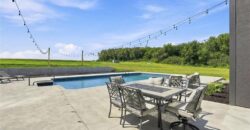 7129 NE State Route 92 Highway, Smithville, MO 64089