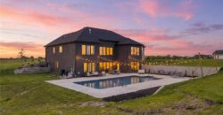 7129 NE State Route 92 Highway, Smithville, MO 64089