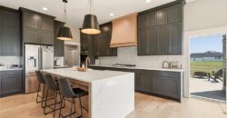 7129 NE State Route 92 Highway, Smithville, MO 64089