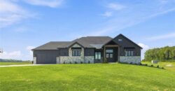 7129 NE State Route 92 Highway, Smithville, MO 64089