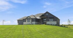7129 NE State Route 92 Highway, Smithville, MO 64089