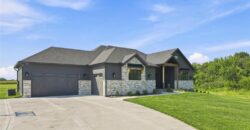 7129 NE State Route 92 Highway, Smithville, MO 64089
