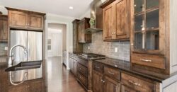 8612 N Farley Avenue, Kansas City, MO 64157