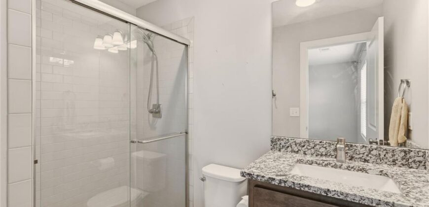 8612 N Farley Avenue, Kansas City, MO 64157