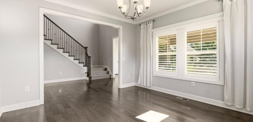 8612 N Farley Avenue, Kansas City, MO 64157