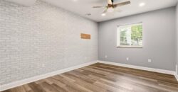 8612 N Farley Avenue, Kansas City, MO 64157