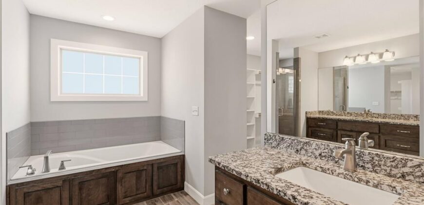 8612 N Farley Avenue, Kansas City, MO 64157