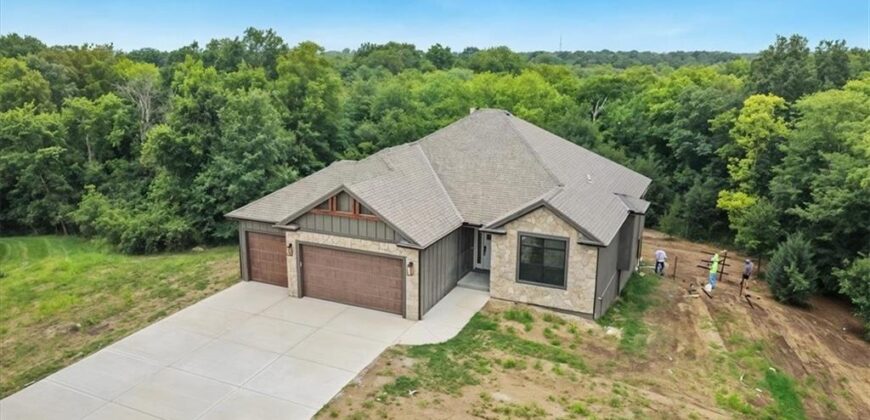 2204 Arbor Lane, Excelsior Springs, MO 64024