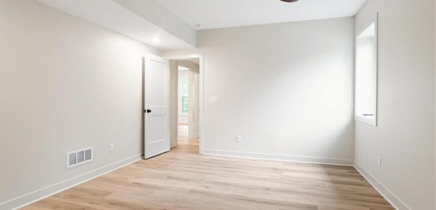 2204 Arbor Lane, Excelsior Springs, MO 64024