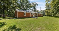 301 N 169 Highway, Smithville, MO 64089