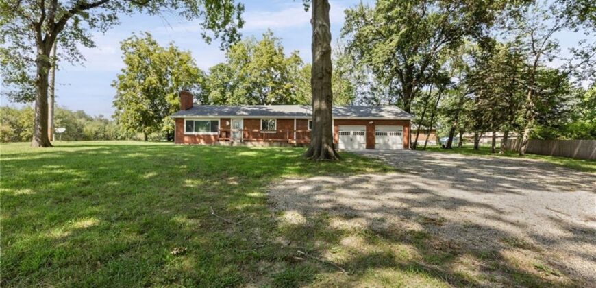 301 N 169 Highway, Smithville, MO 64089