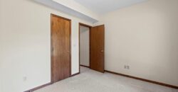 5607 N Flint Ridge Road, Kansas City, MO 64151