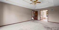 5607 N Flint Ridge Road, Kansas City, MO 64151