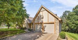 5607 N Flint Ridge Road, Kansas City, MO 64151